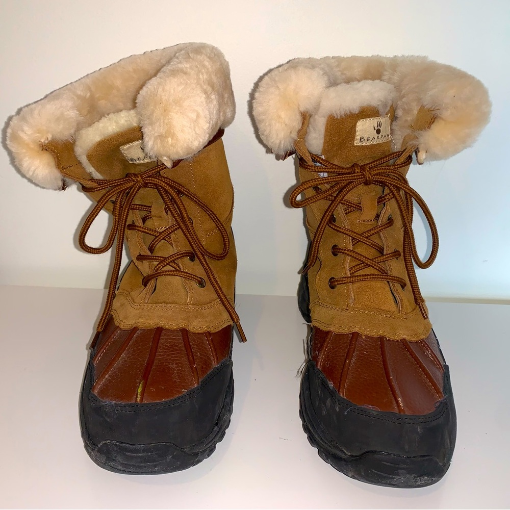 Bearpaw fleece/suede Snow Boots - Women’s 9